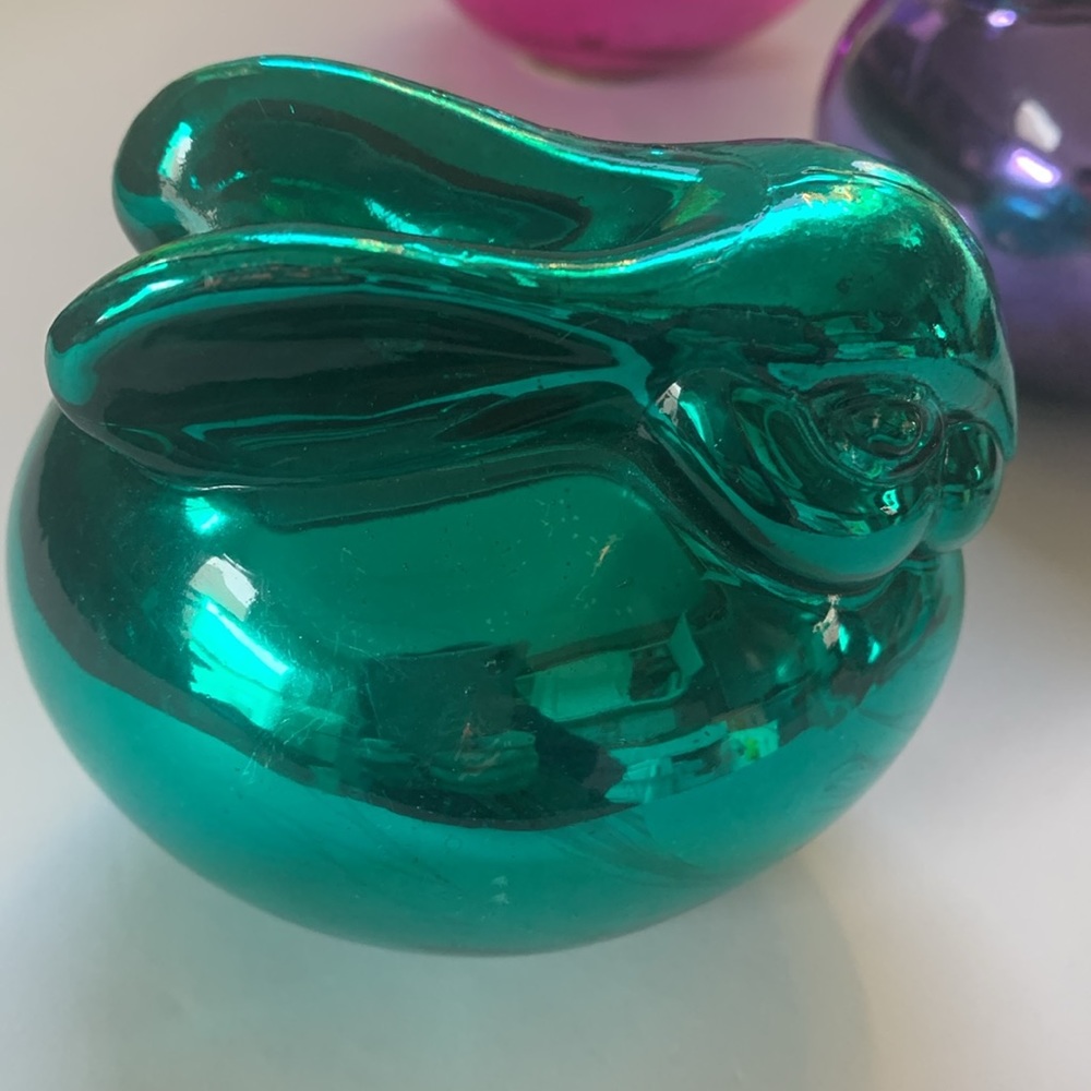 Vintage Department 56 Handblown Glass Bunny Set Of Three Pink Green Purple - Picture 5 of 10